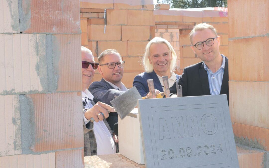 Feierliche Grundsteinlegung für das neue Verwaltungsgebäude